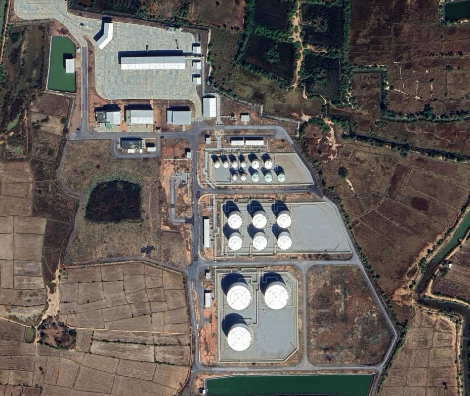 中国石油管道局承建的泰国东北部成品油管道项目孔敬府末站罐区终端（2025.1.19）